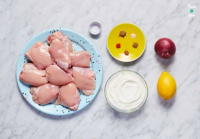 Chemical Free white chicken cubes shish tawook from thighs (700g)