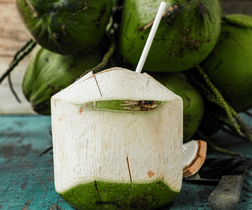 Young coconut ready to eat & drink (1pc)